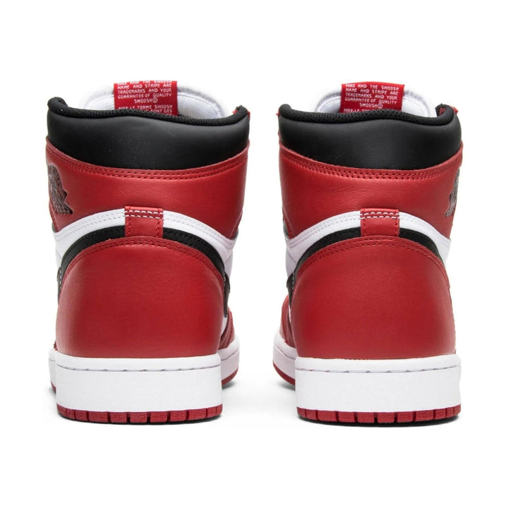 Jordan 1 Retro Chicago (2015)