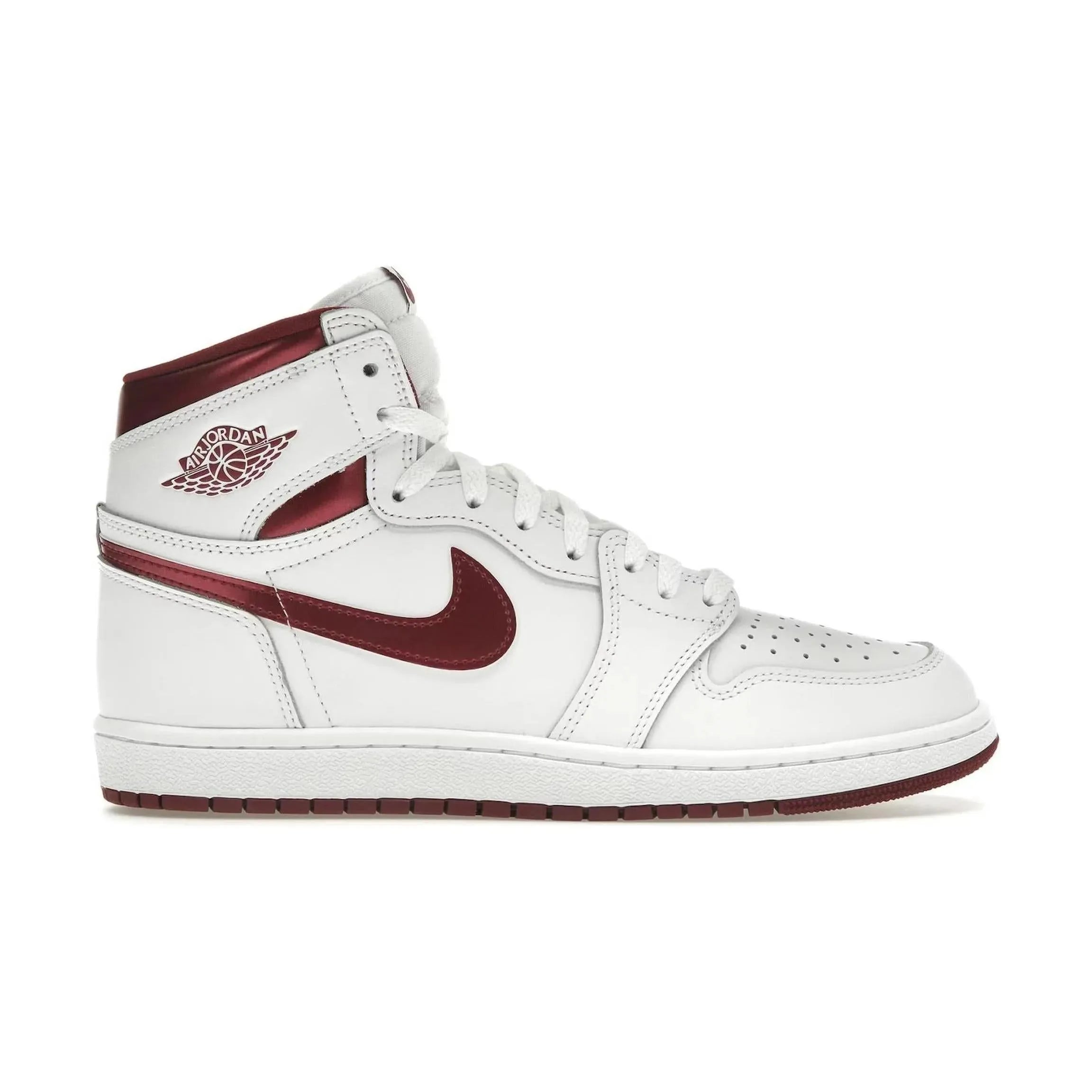 Jordan 1 Retro High '85 OG Metallic Burgundy