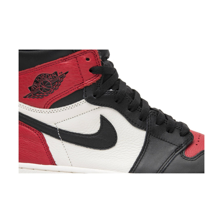 Jordan 1 Retro High Bred Toe