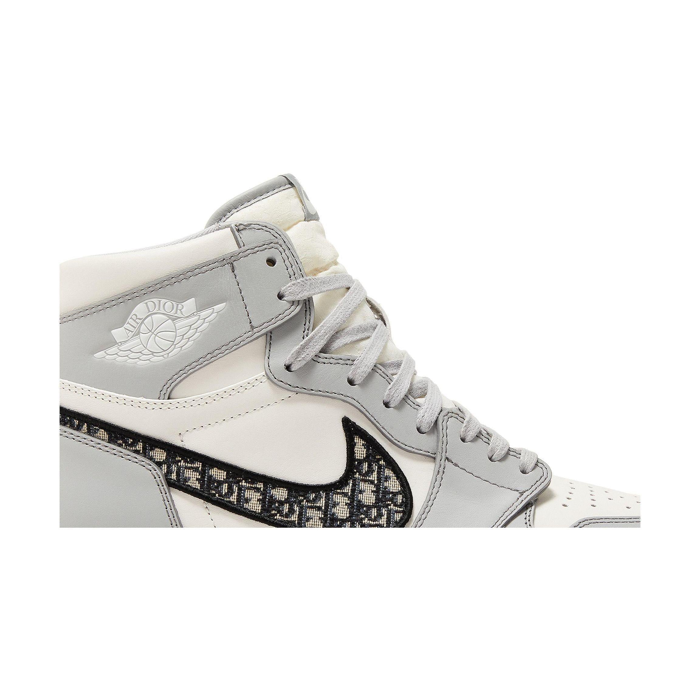 Jordan 1 Retro High Dior