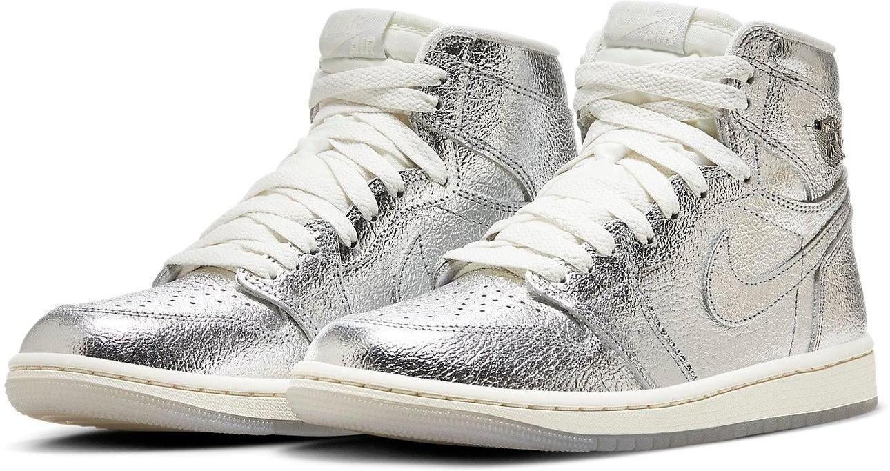 Jordan 1 Retro High OG Chrome (Women's)