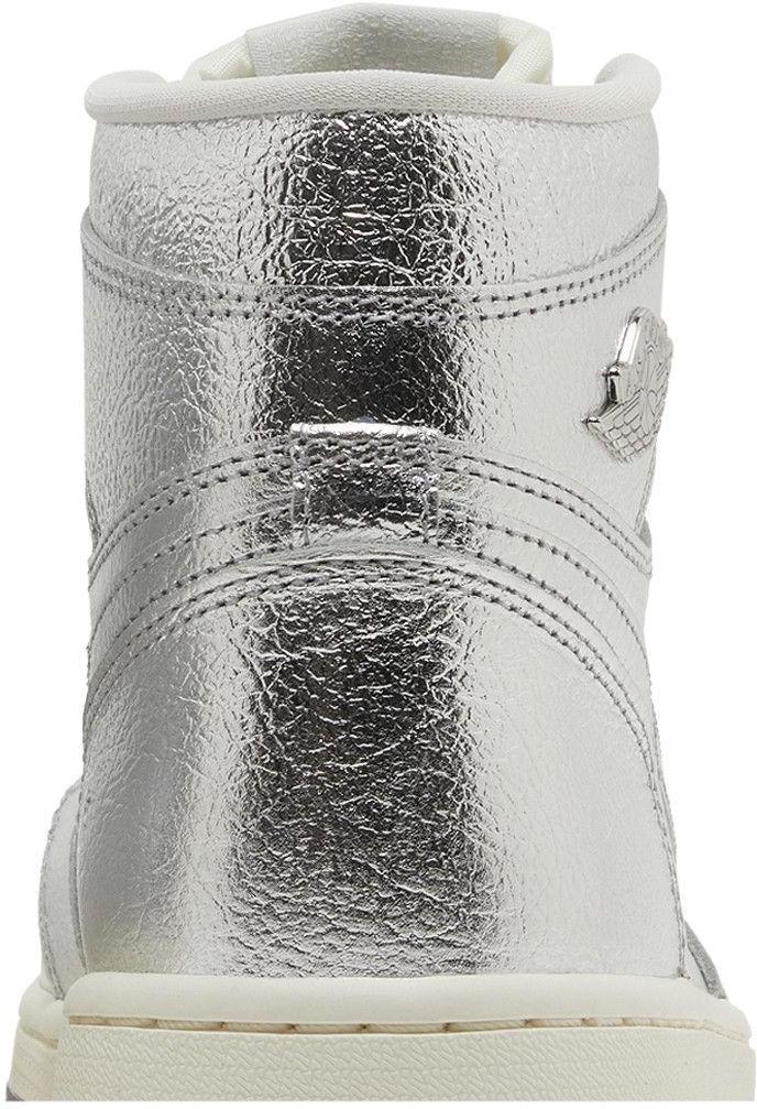 Jordan 1 Retro High OG Chrome (Women's)