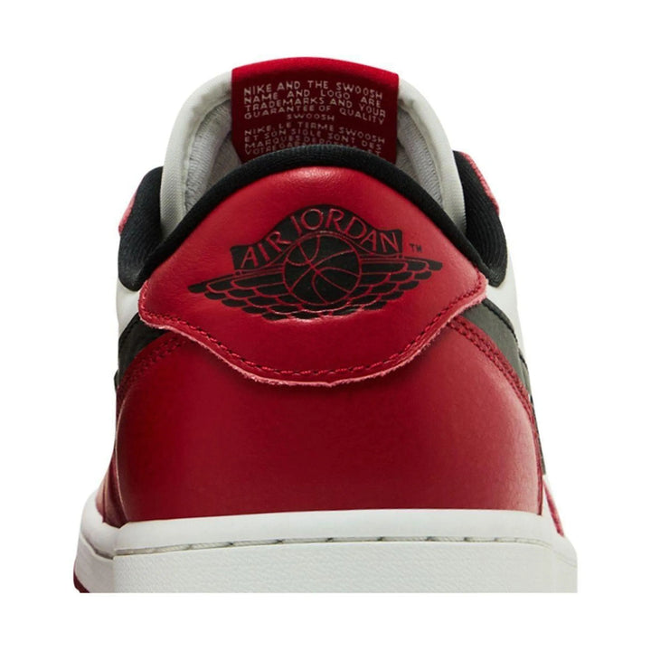 Jordan 1 Retro Low OG Chicago (2025)