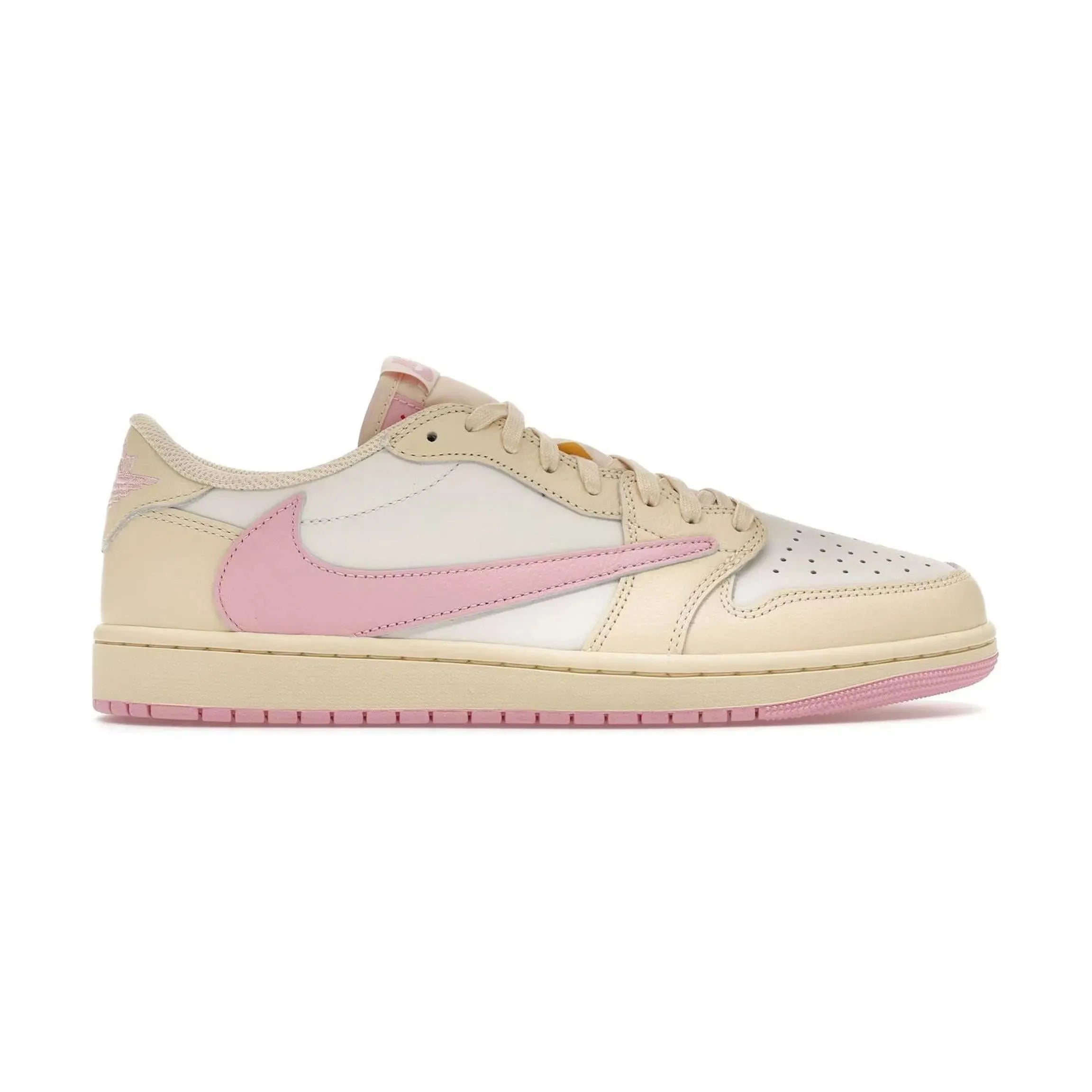Jordan 1 Retro Low OG SP Travis Scott Shy Pink