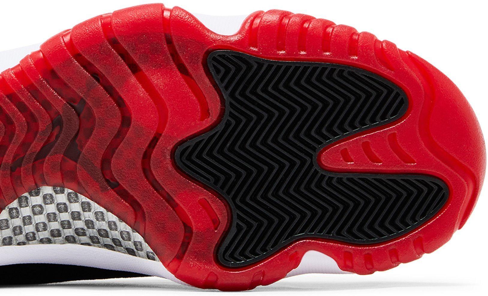 Jordan 11 Retro Bred Velvet (Women's)