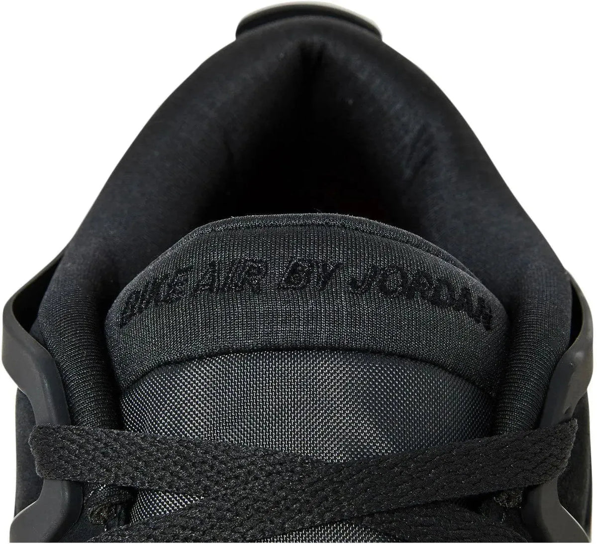 Jordan 4 RM SP Nigel Sylvester Driveway Grey