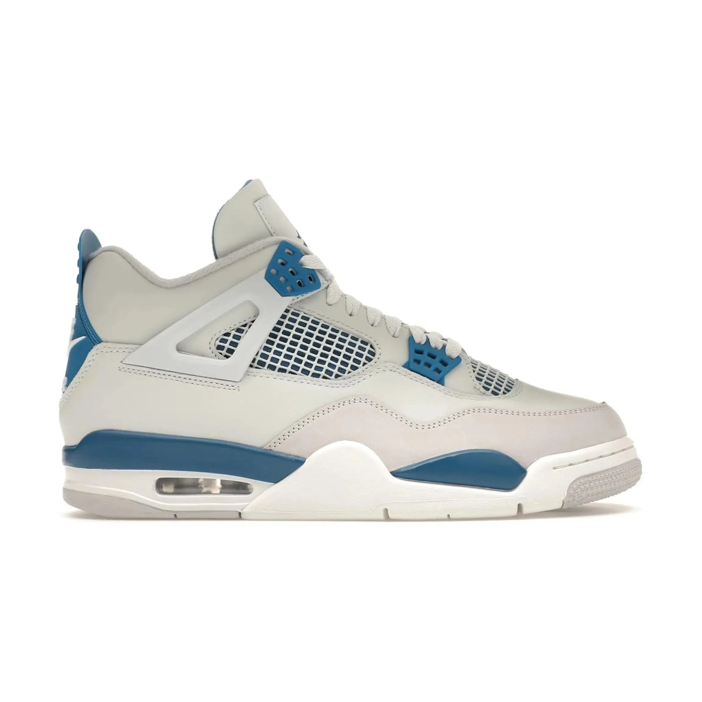 Jordan 4 Retro Military Blue (2024)