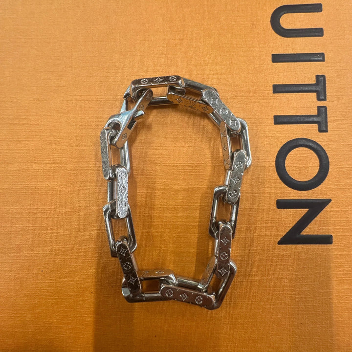 Louis Vuitton Chain Bracelet Engraved Monogram Paladium
