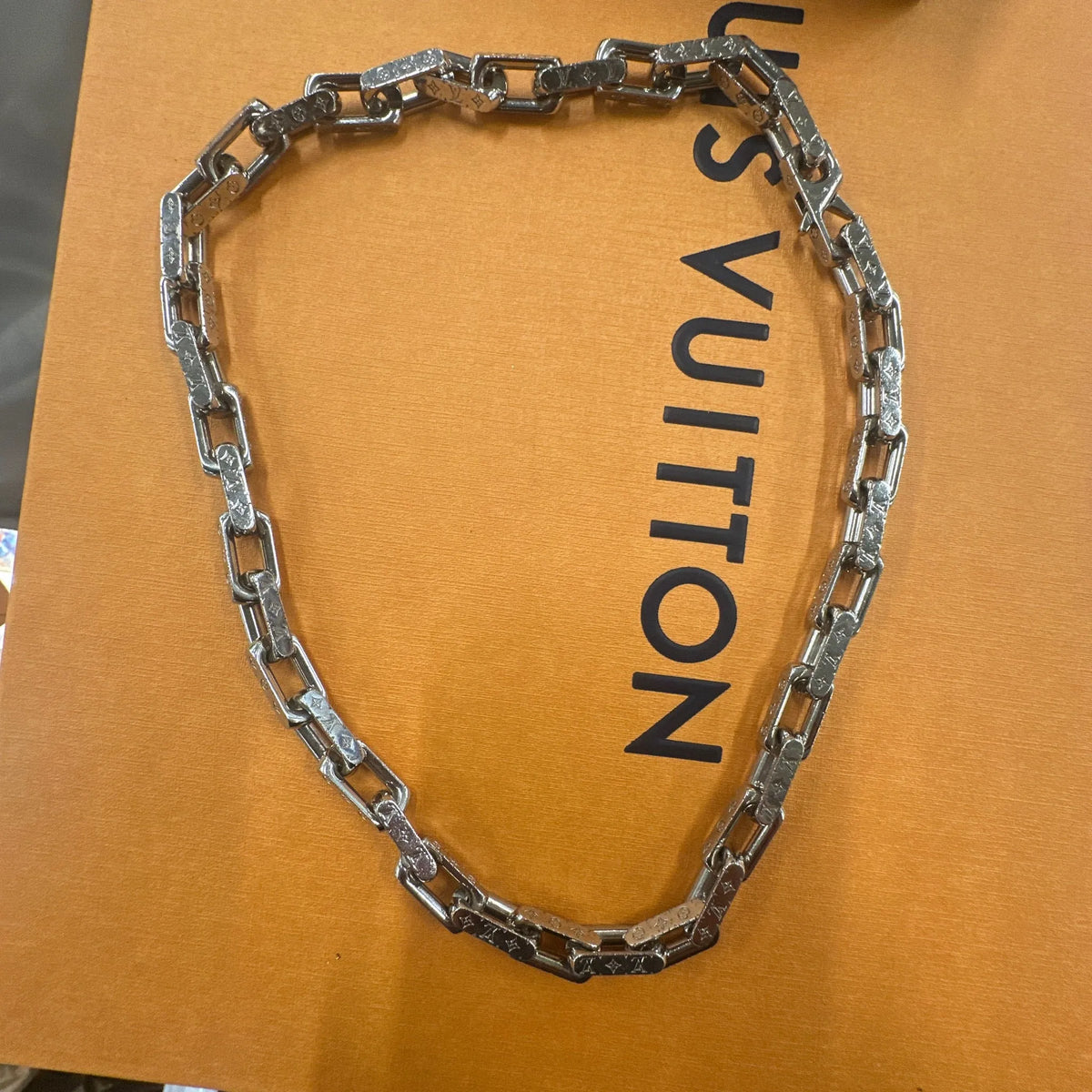 Louis Vuitton Monogram Chain Necklace Paladium