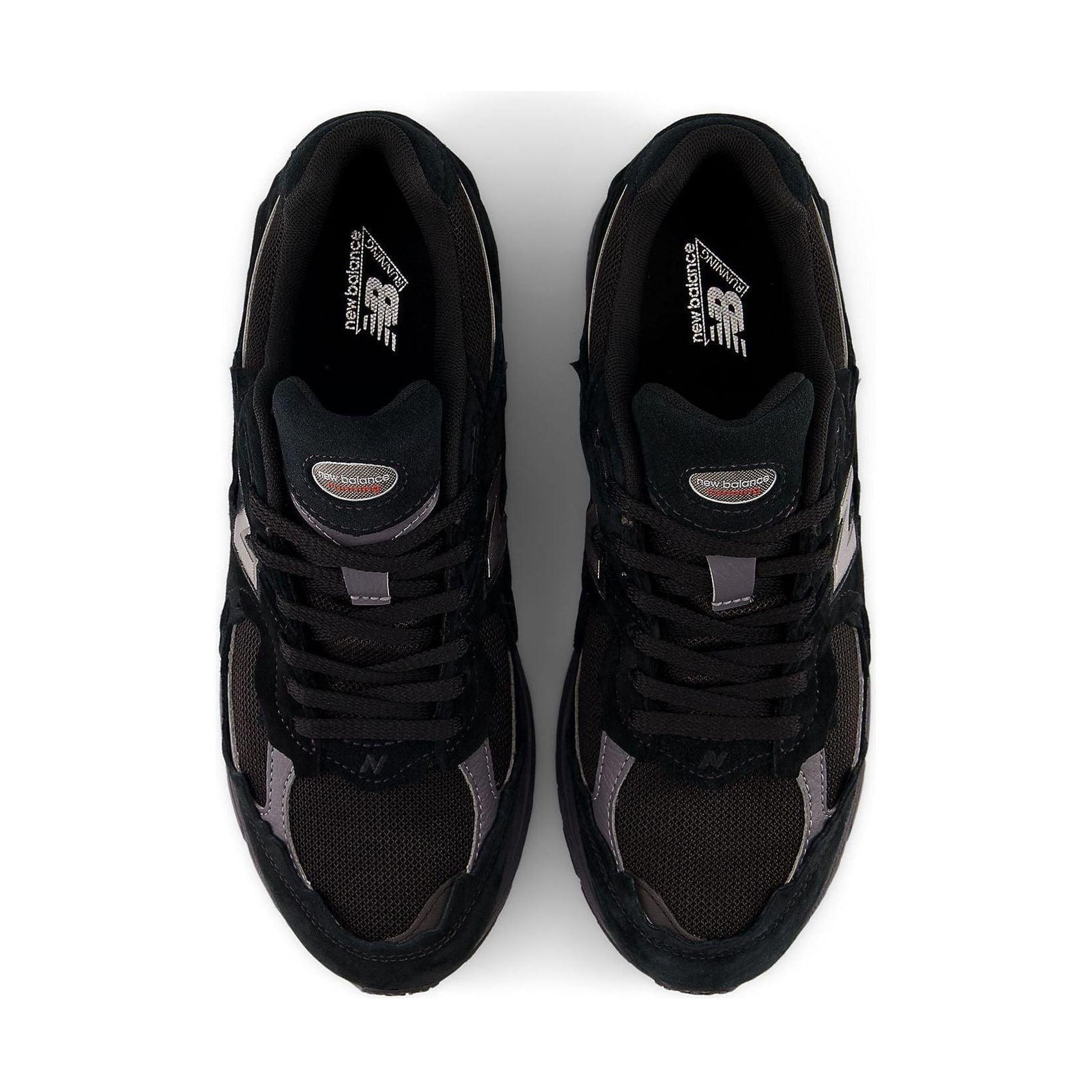 New Balance 2002R Gore-Tex Protection Pack Black Magnet