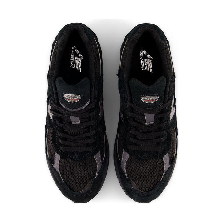 New Balance 2002R Gore-Tex Protection Pack Black Magnet