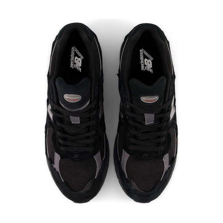 New Balance 2002R Gore-Tex Protection Pack Black Magnet