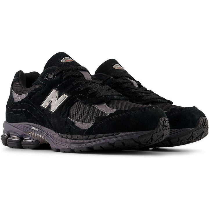 New Balance 2002R Gore-Tex Protection Pack Black Magnet