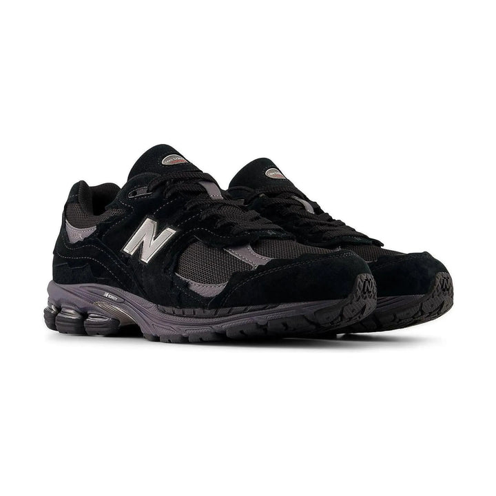 New Balance 2002R Gore-Tex Protection Pack Black Magnet