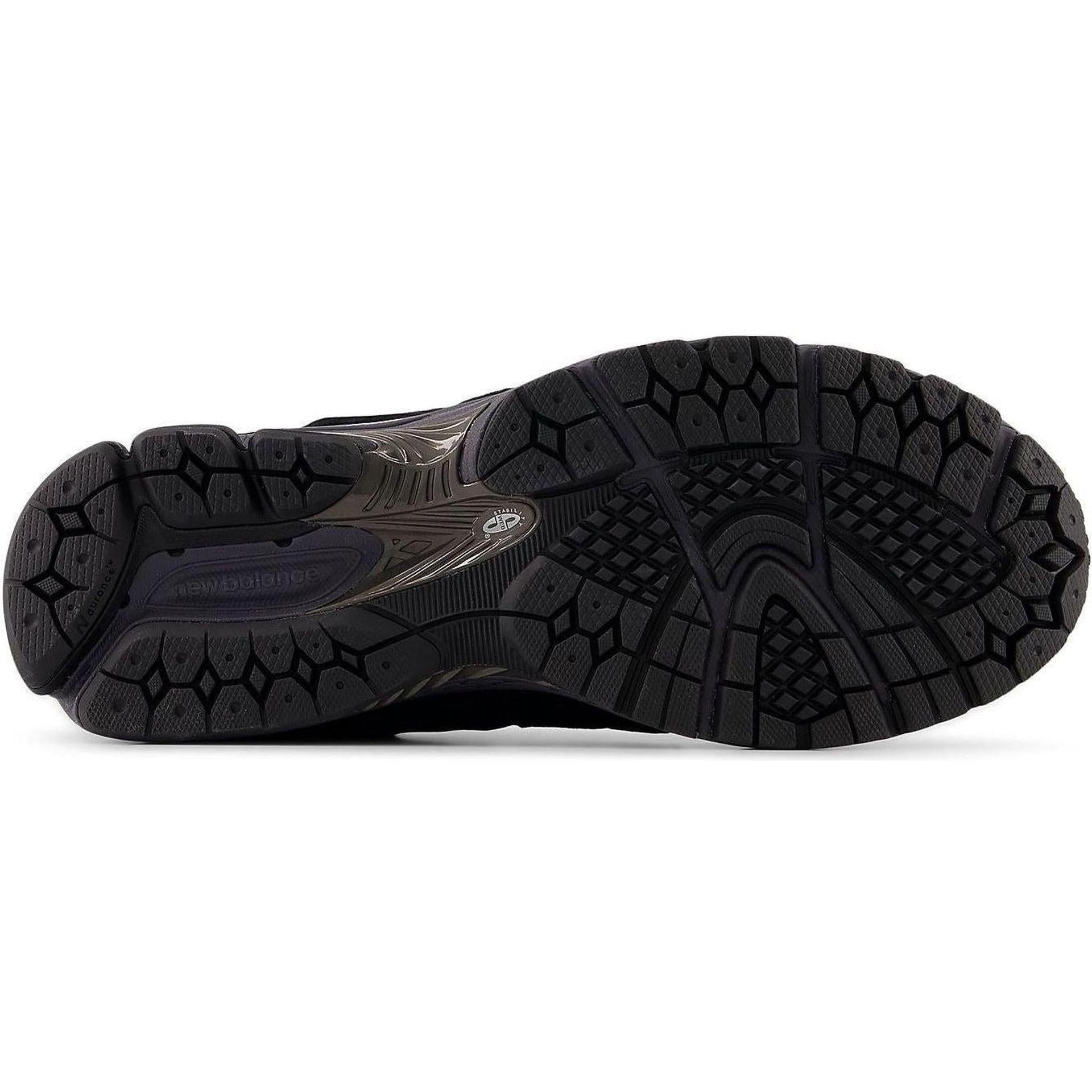 New Balance 2002R Gore-Tex Protection Pack Black Magnet