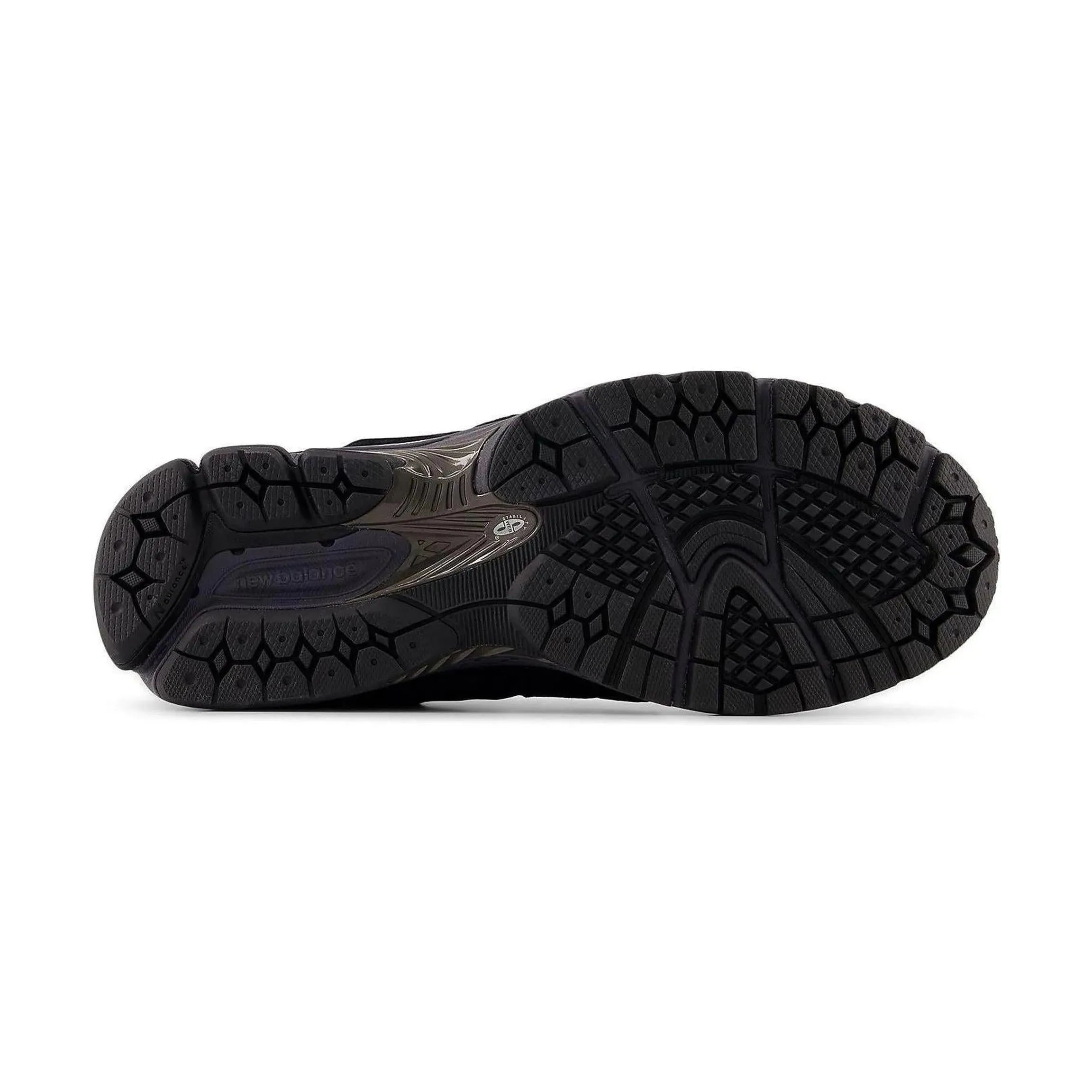 New Balance 2002R Gore-Tex Protection Pack Black Magnet
