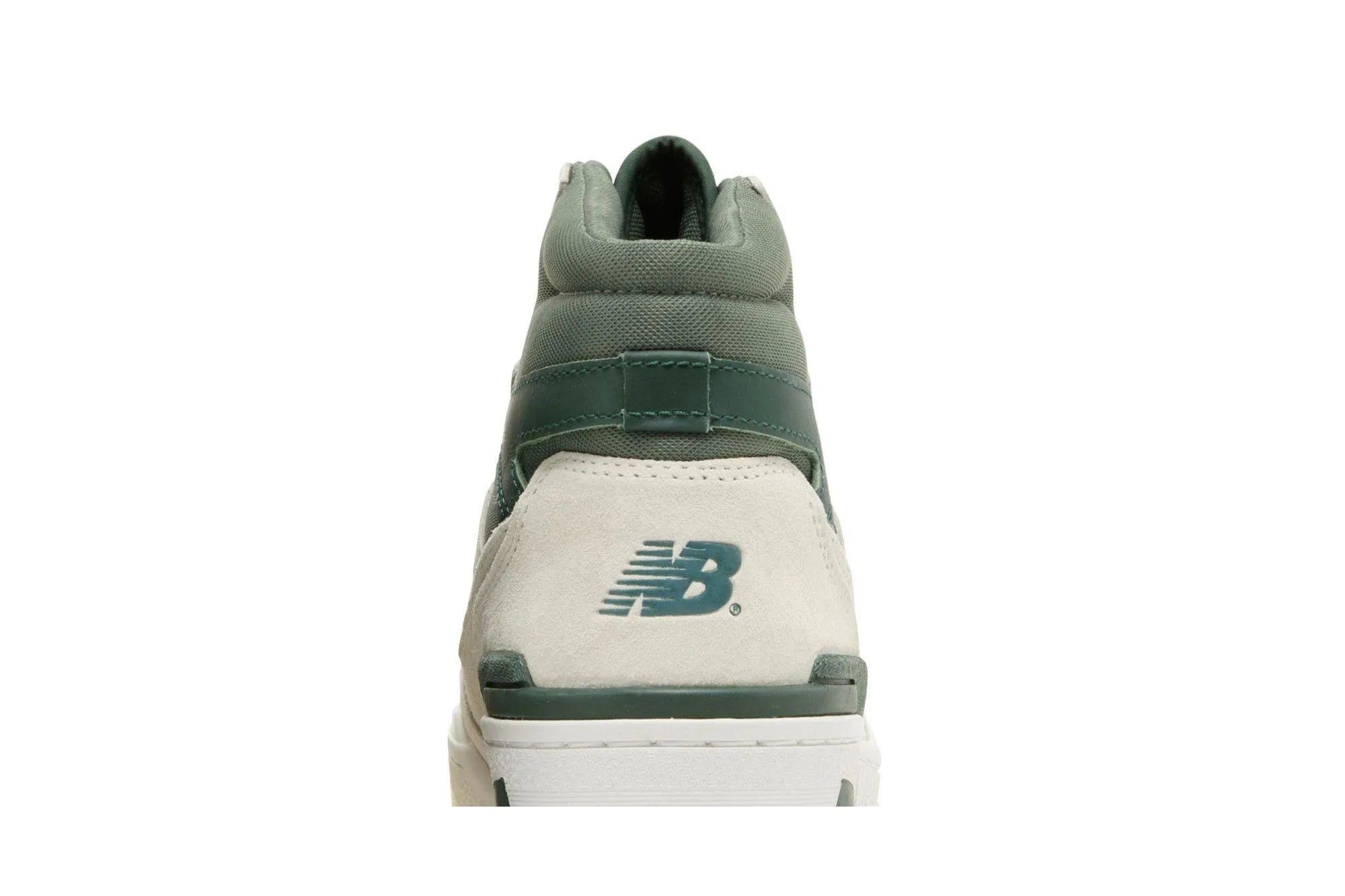 New Balance 650R Sea Salt Nightwatch Green