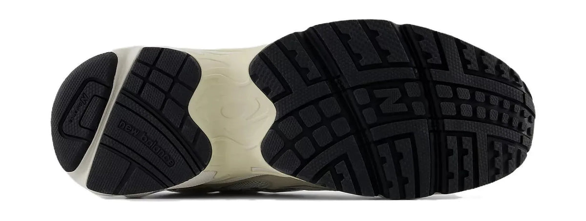 New Balance 725v1 Sea Salt Hot Mango