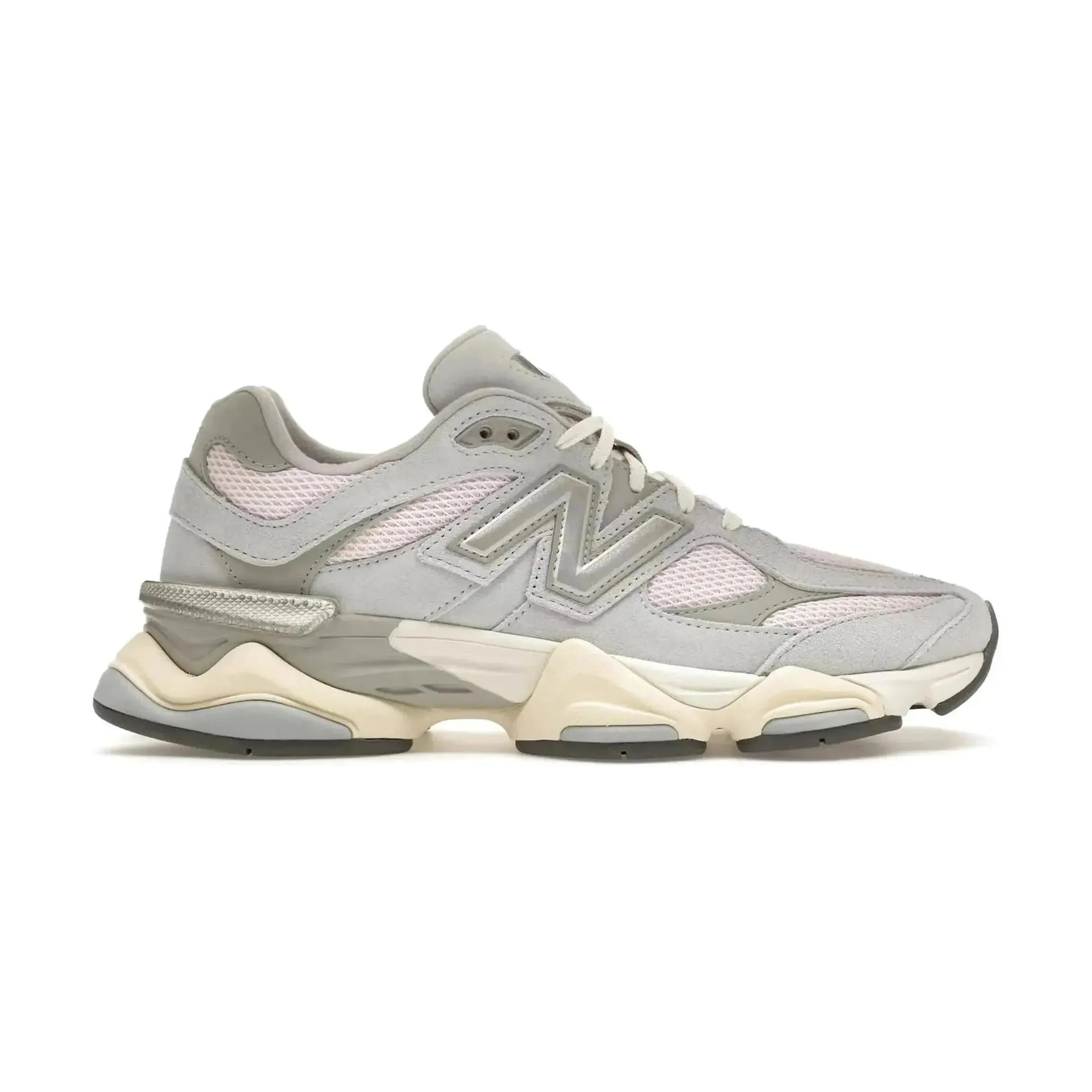 New Balance 9060 Granite Pink