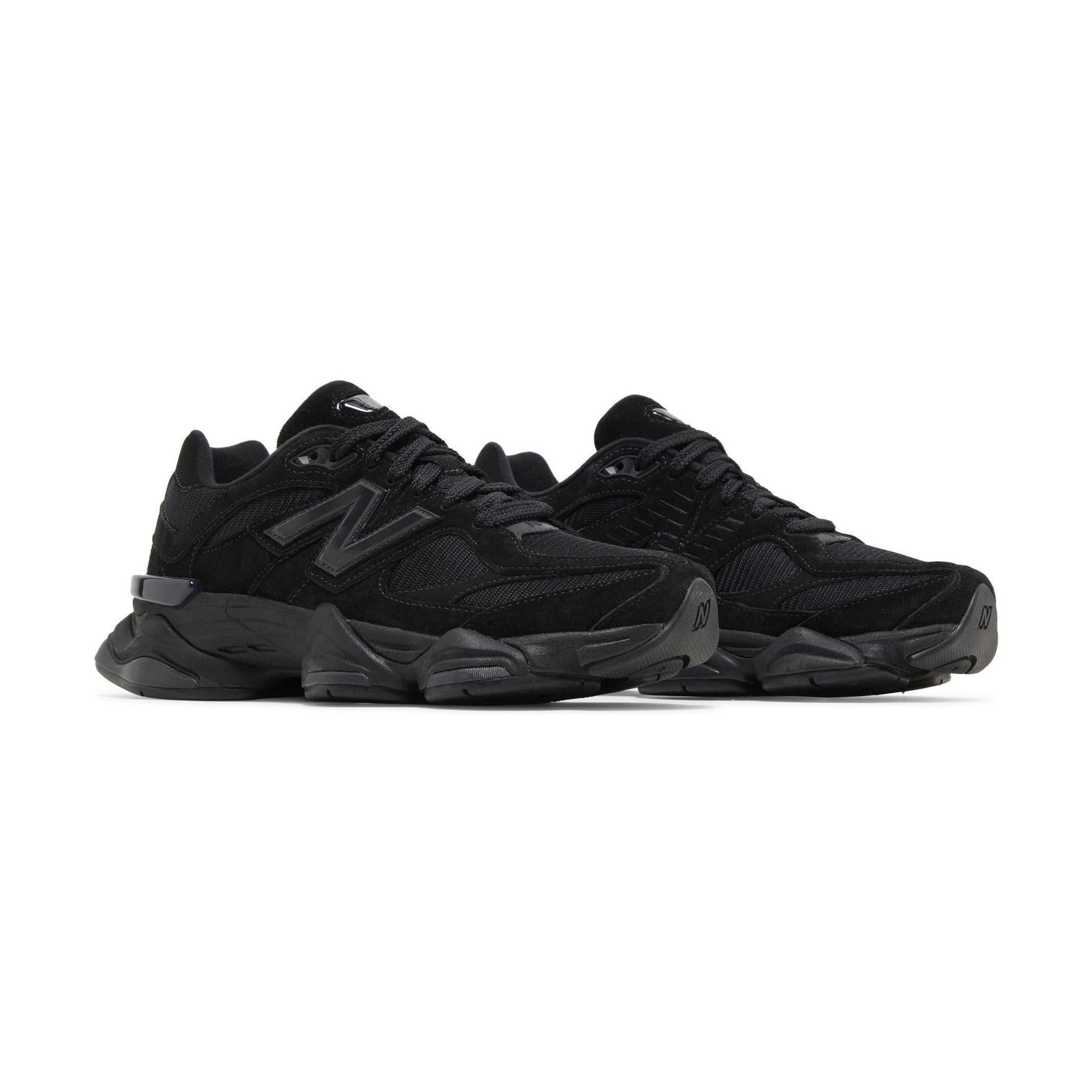 New Balance 9060 Triple Black