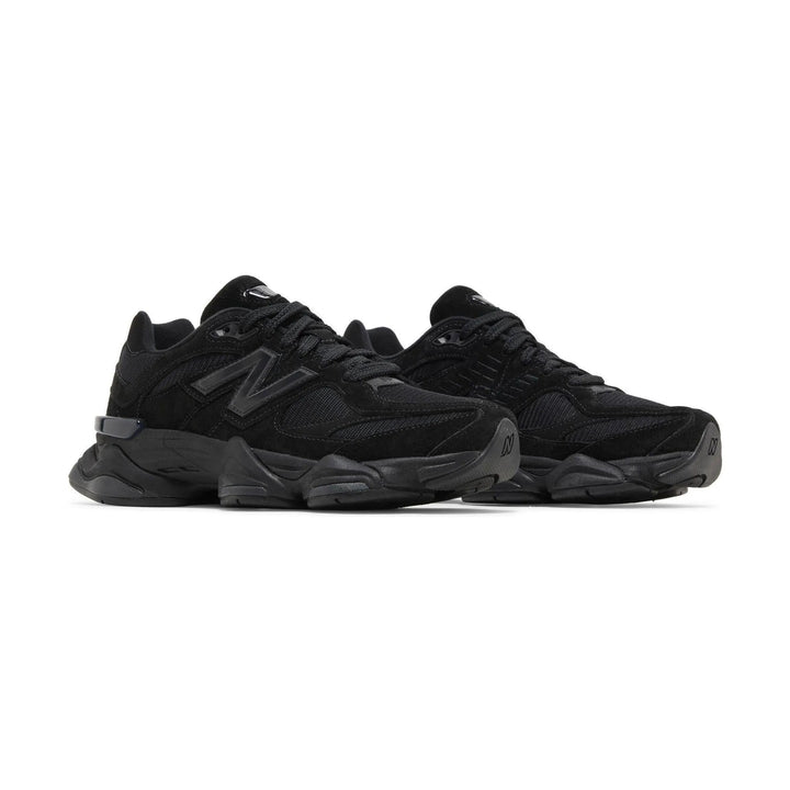 New Balance 9060 Triple Black