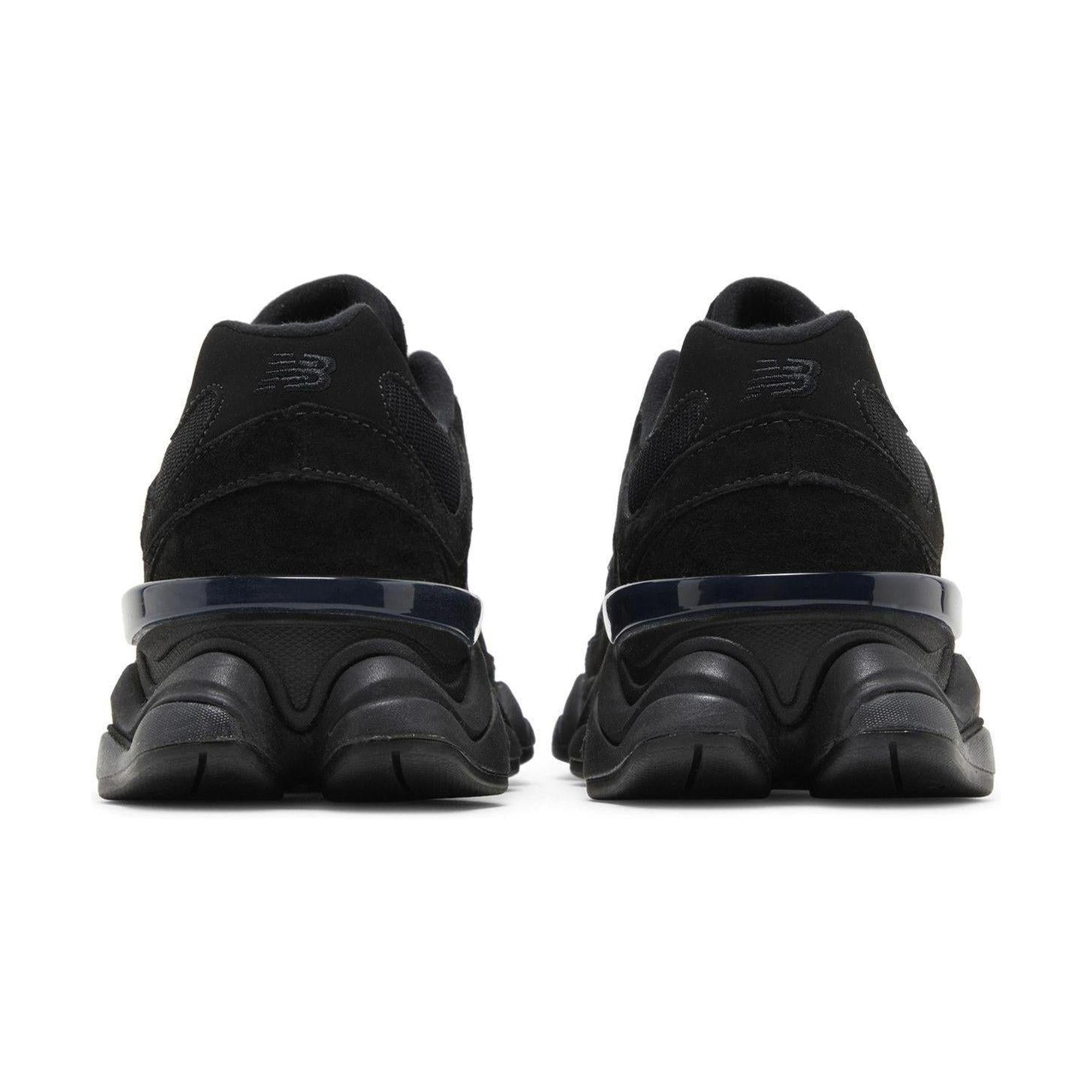 New Balance 9060 Triple Black
