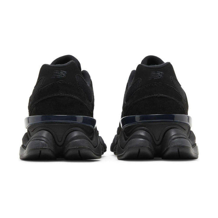 New Balance 9060 Triple Black