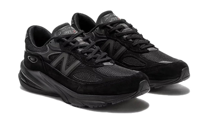 New Balance 990v6 Triple Black