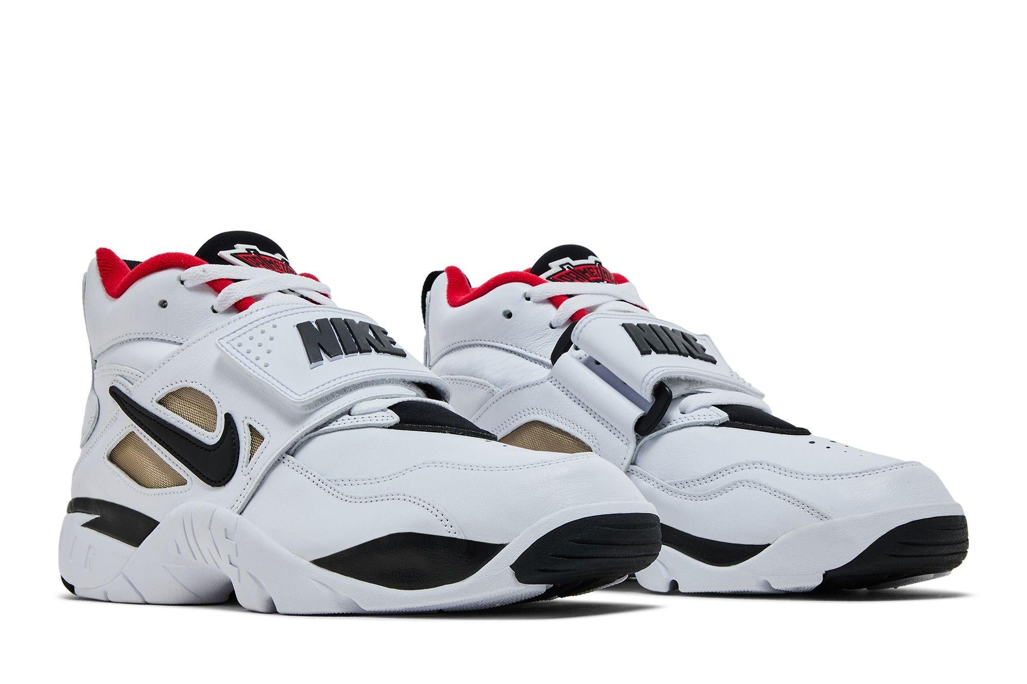 Nike Air Diamond Turf Proto '92 Atlanta Falcons