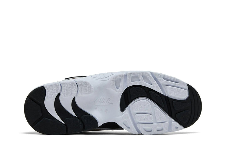 Nike Air Diamond Turf Proto '92 Atlanta Falcons
