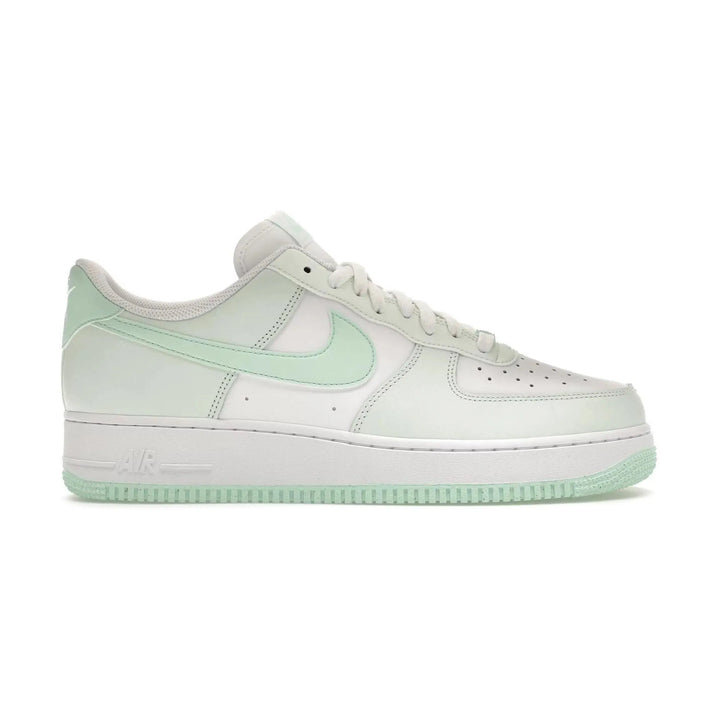 Nike Air Force 1 Low '07 Mint Foam