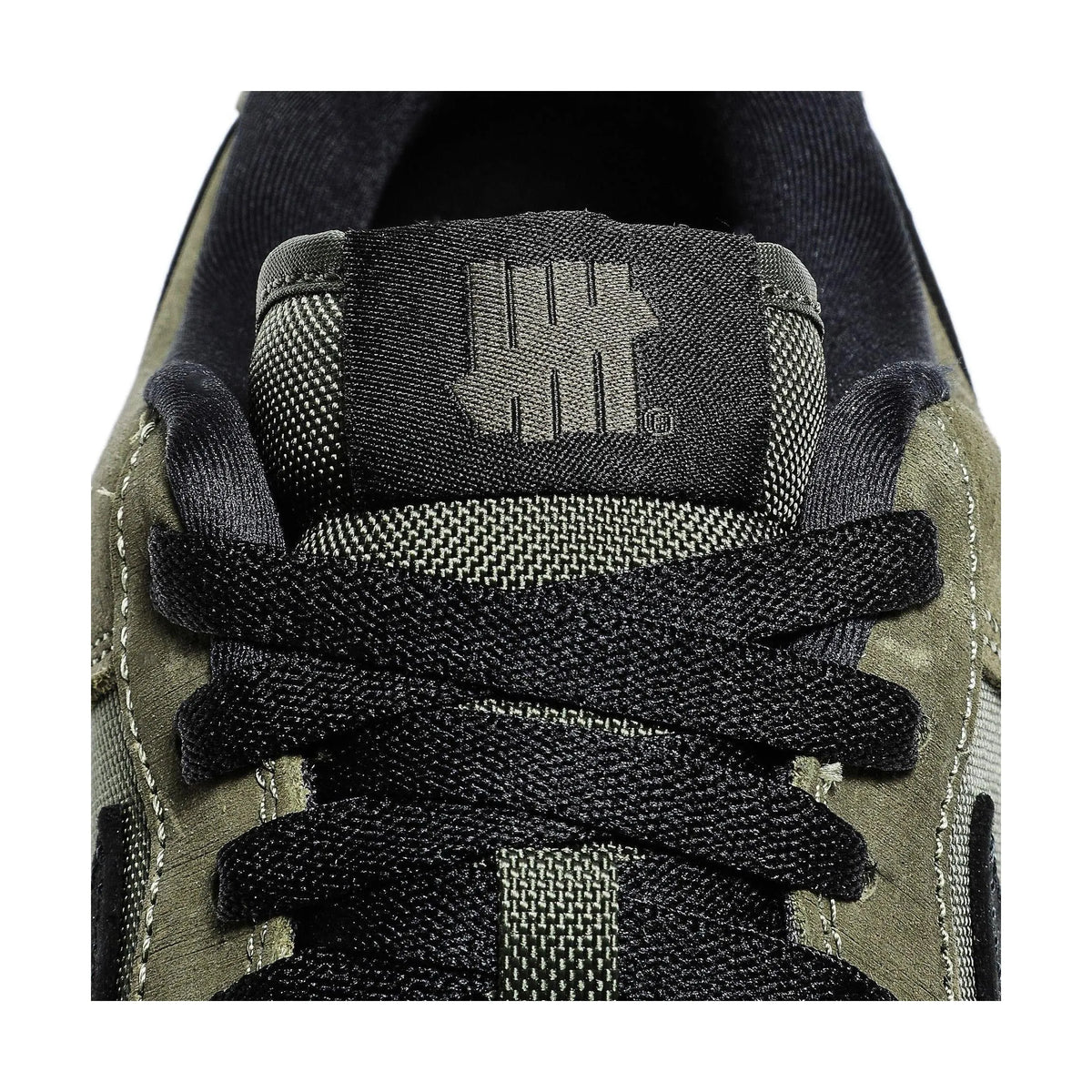 Nike Air Force 1 Low SP Undefeated Ballistic Dunk vs. AF1