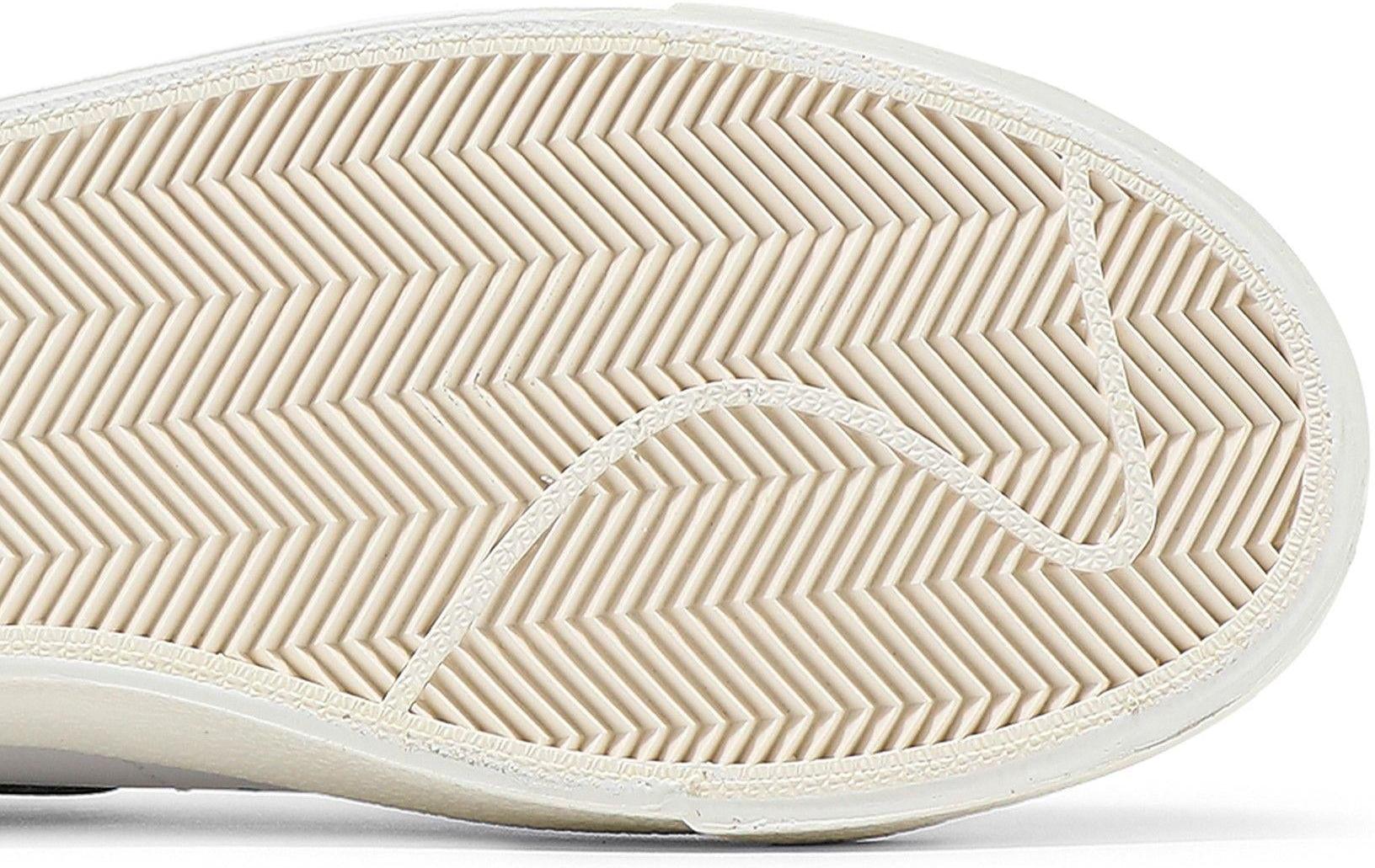 Nike Blazer Low 77 Vintage White Black