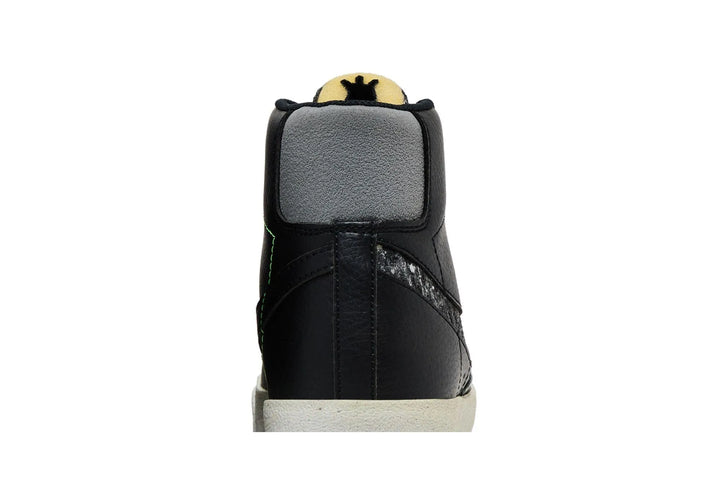 Nike Blazer Mid '77 Vintage Black Light Bone
