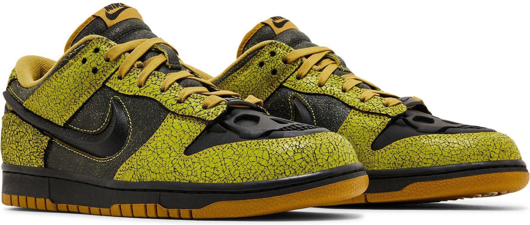 Nike Dunk Low Retro QS Halloween Skull