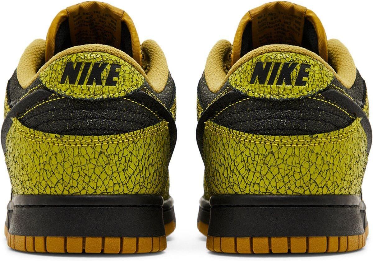 Nike Dunk Low Retro QS Halloween Skull