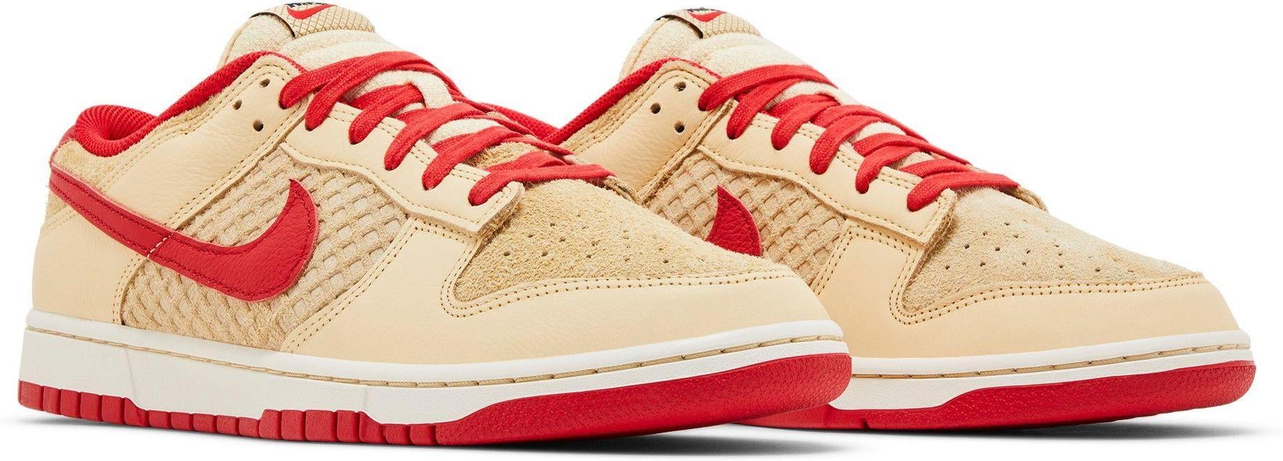 Nike Dunk Low Retro SE Strawberry Waffle