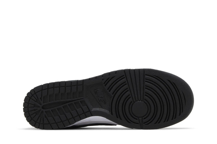 Nike Dunk Low Retro SE Suede Panda