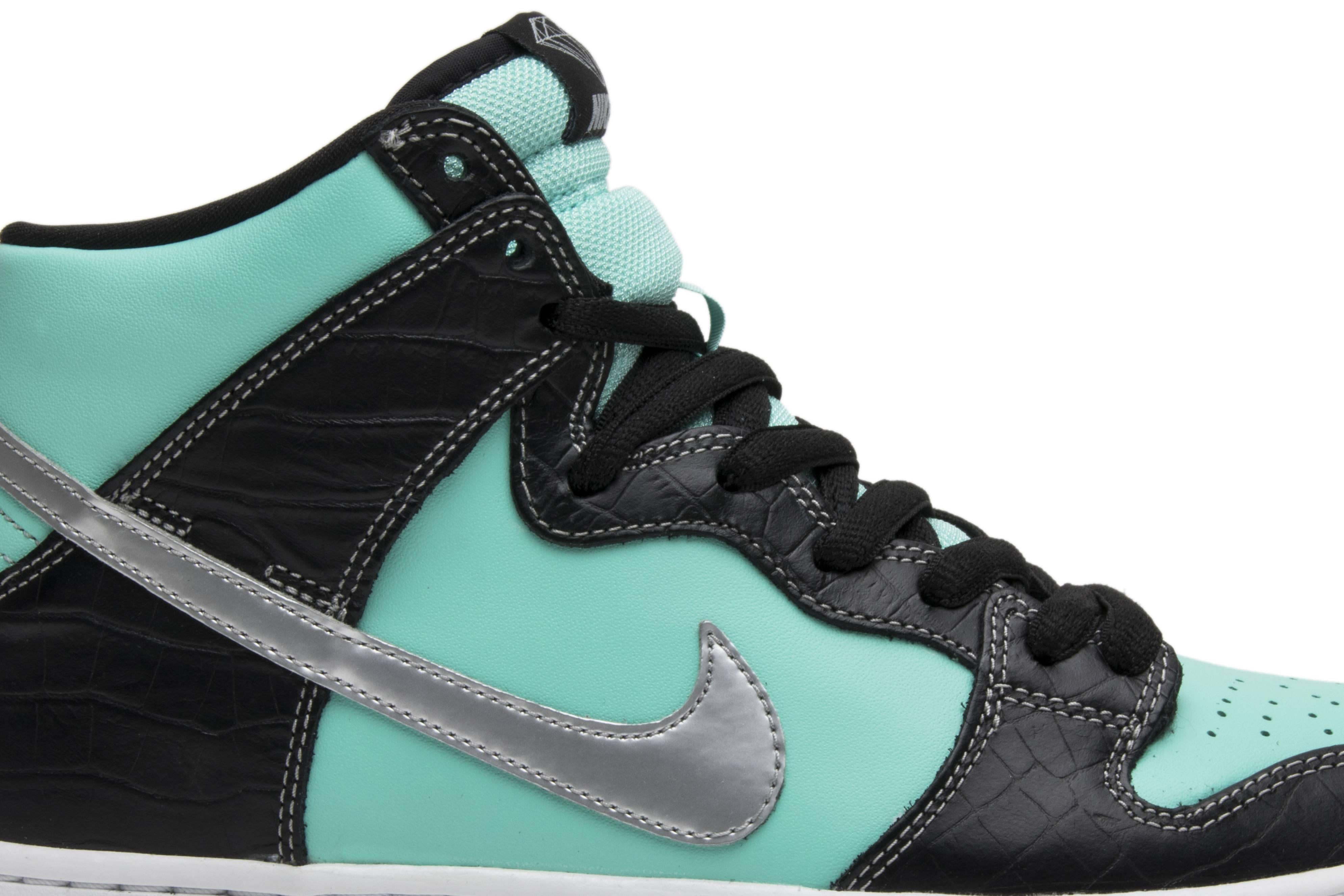 Nike SB Dunk High Diamond Supply Co.