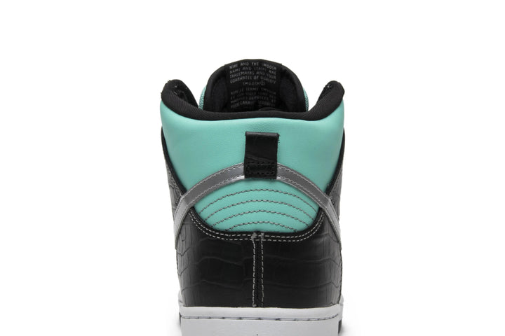 Nike SB Dunk High Diamond Supply Co.