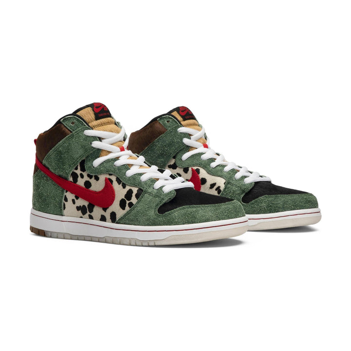 Nike SB Dunk High Dog Walker