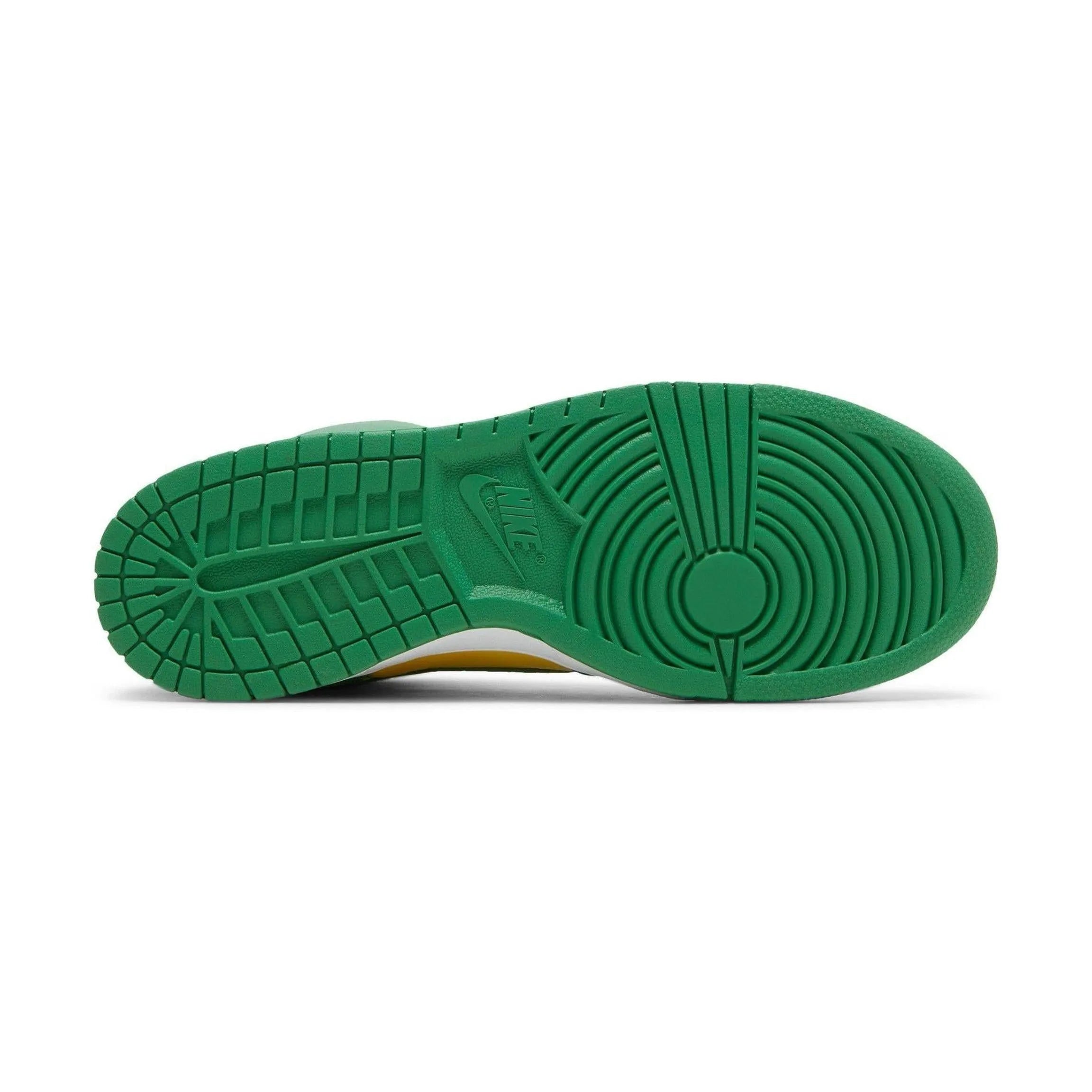 Nike SB Dunk High Supreme By Any Means Brazil