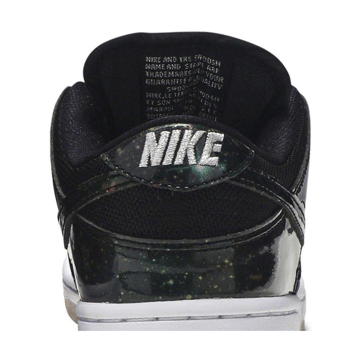 Nike SB Dunk Low 420 Intergalactic