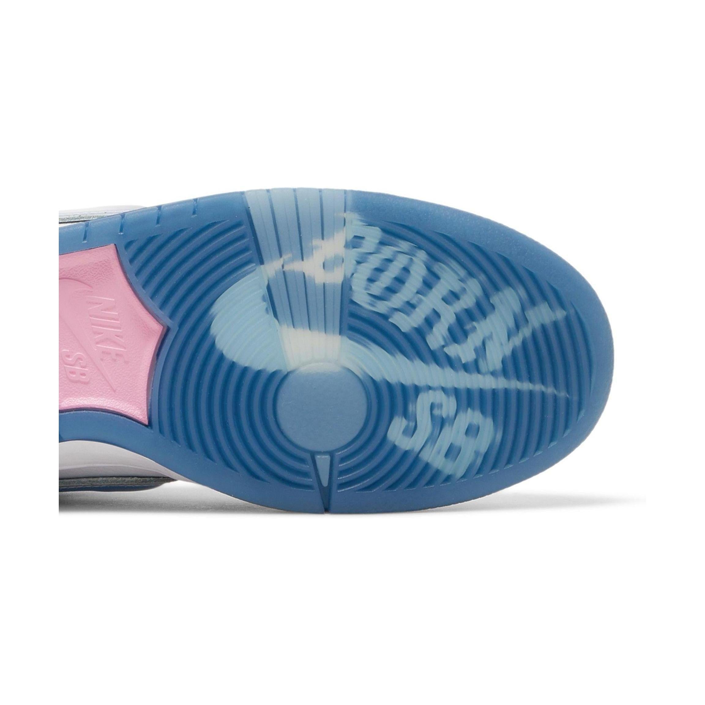 Nike SB Dunk Low Born X Raised One Block At A Time