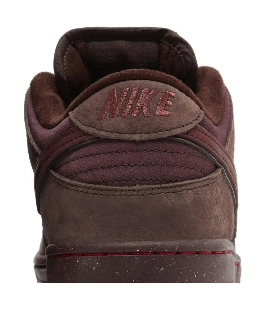 Nike SB Dunk Low City of Love Burgundy Crush