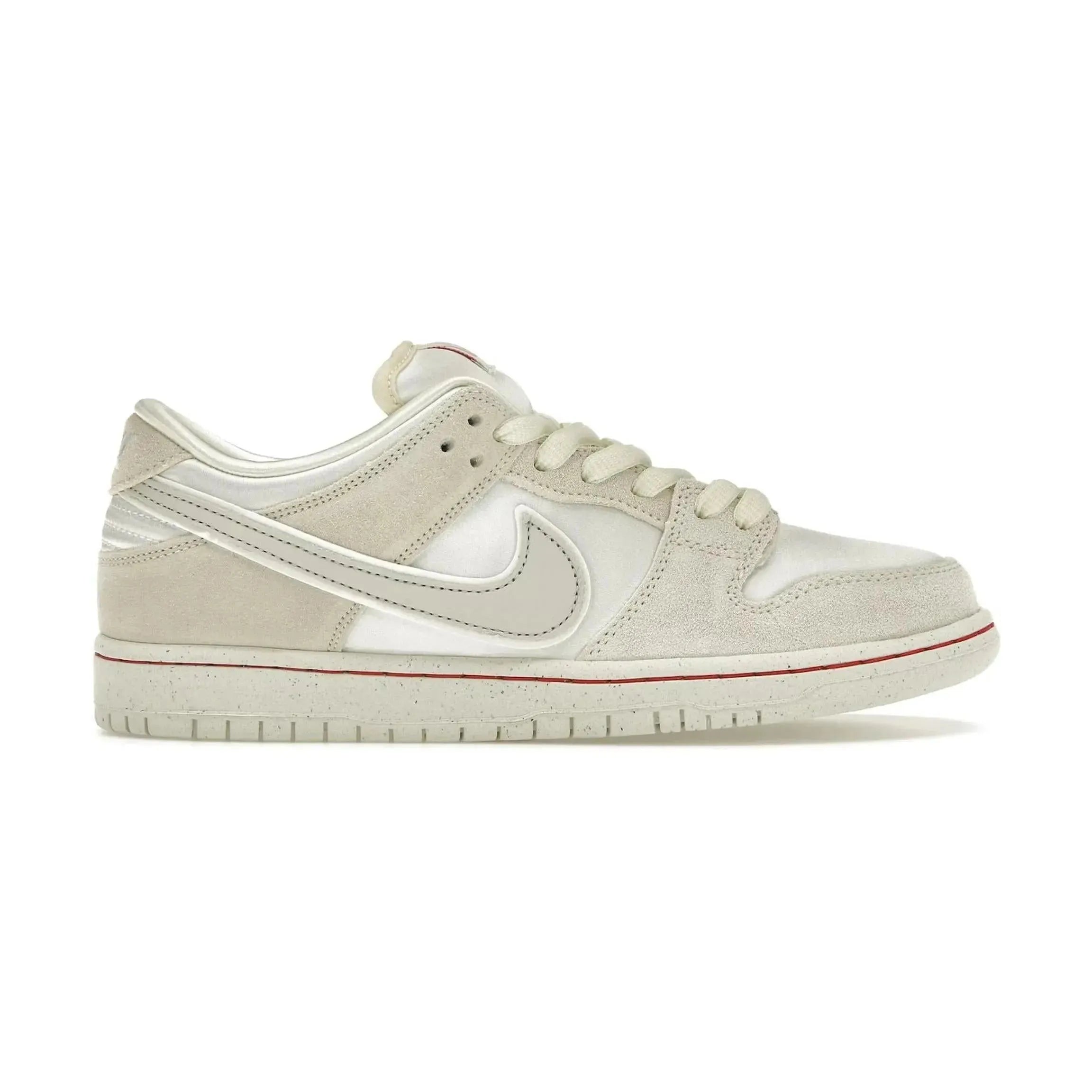 Nike SB Dunk Low City of Love Light Bone