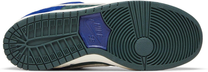 Nike SB Dunk Low Deep Royal Blue