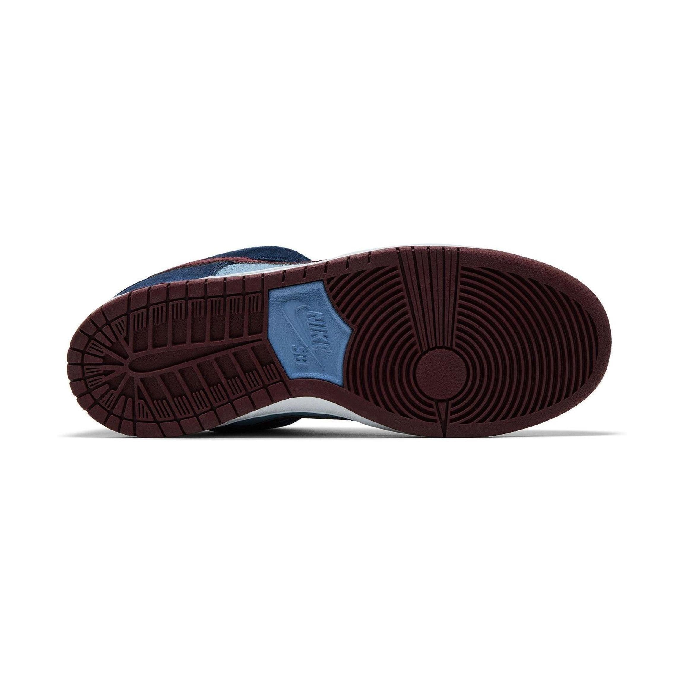 Nike SB Dunk Low FTC Finally