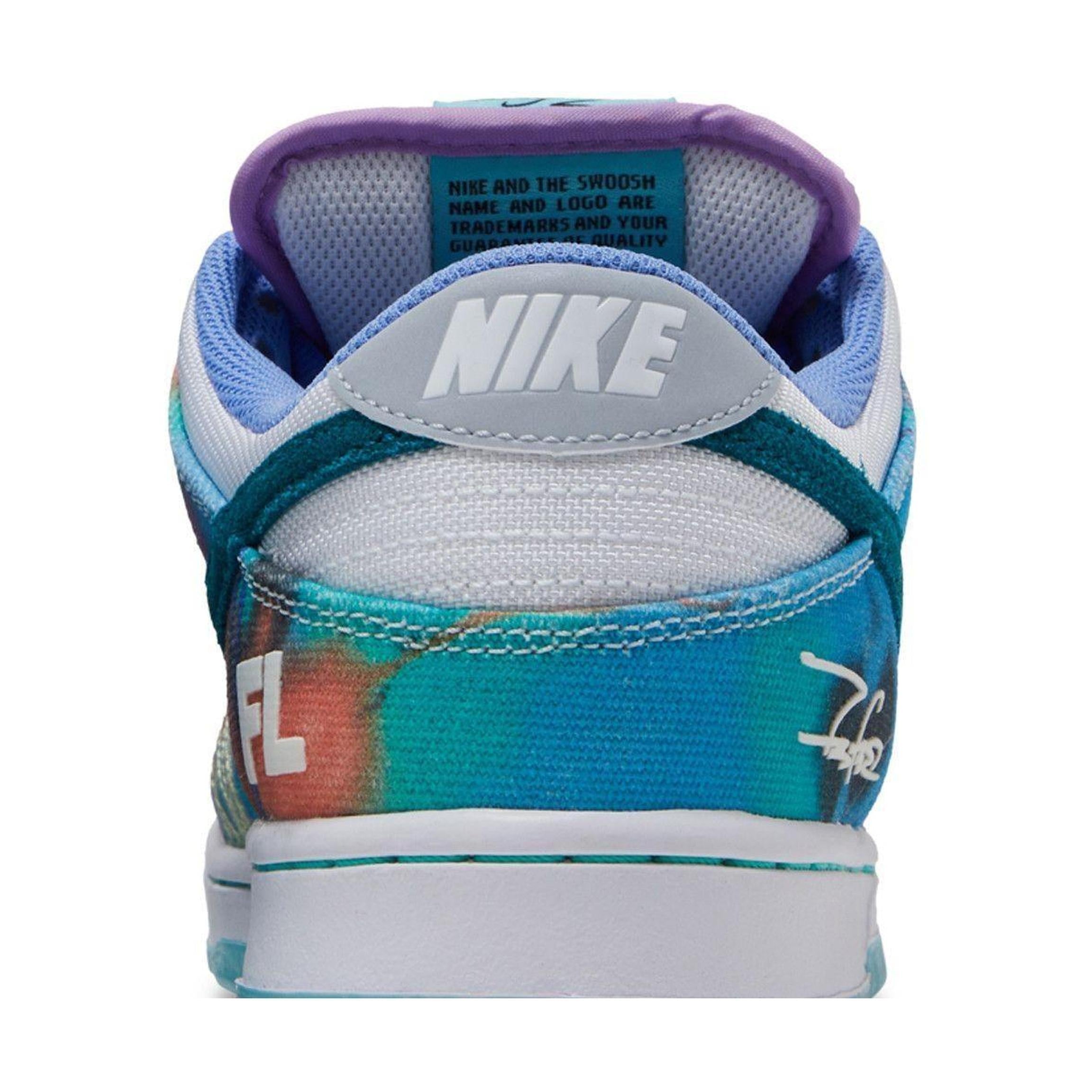 Nike SB Dunk Low Futura Laboratories Bleached Aqua