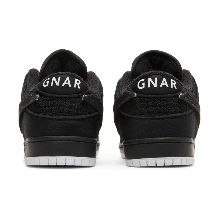 Nike SB Dunk Low Gnarhunters
